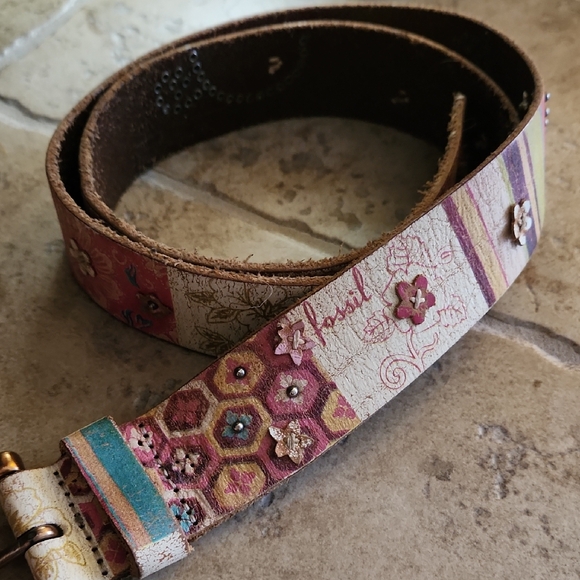 Fossil Accessories - Fossil Floral Patterned Leather Belt